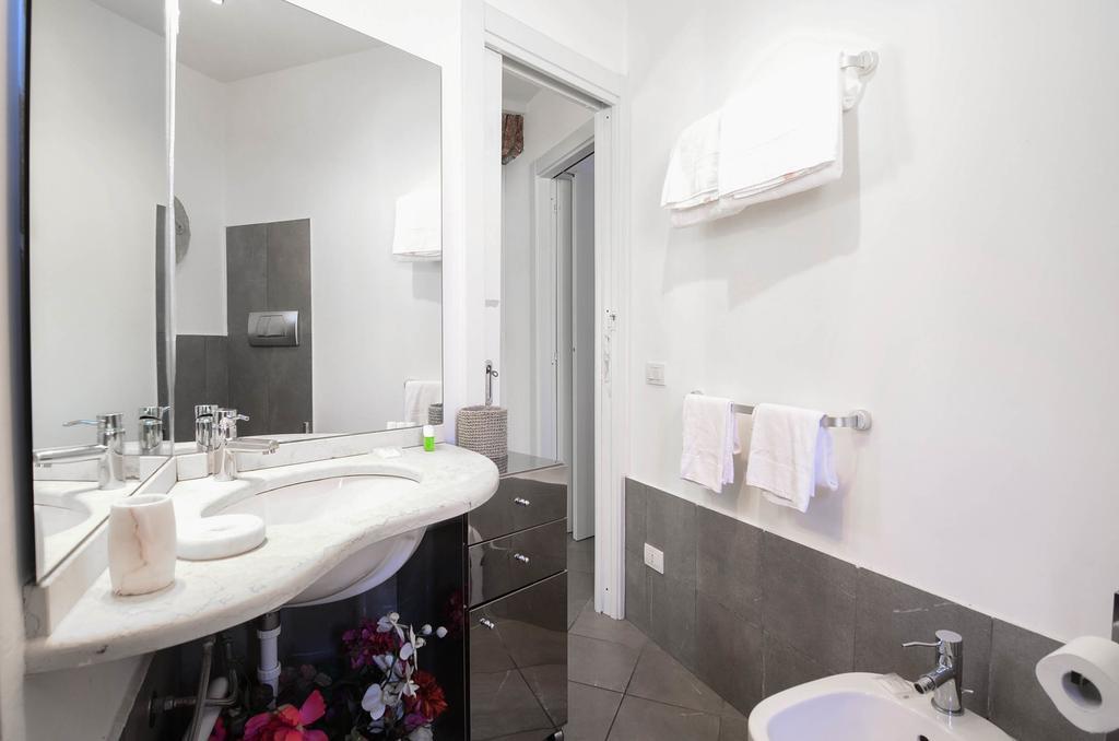 Il Sogno Deluxe Bellagio Apartment Bilik gambar